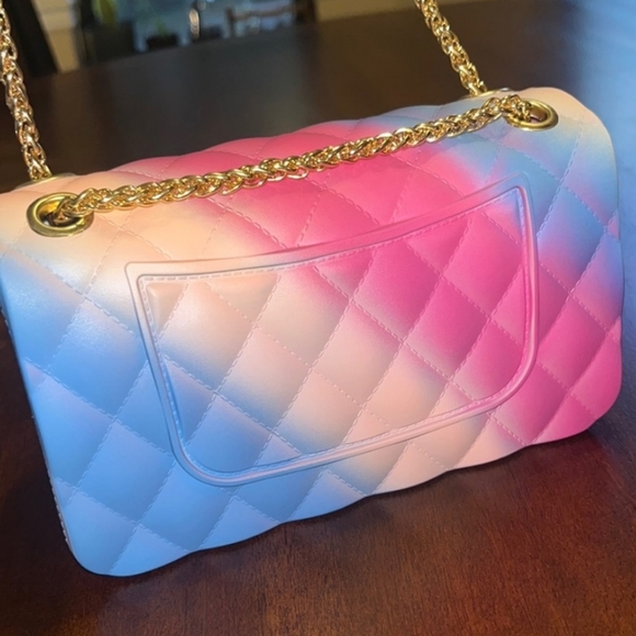 BRAND NEW ABSOLUTELY STUNNING  BRIGHT SHOWSTOPPER 👛 BARBIECORE BAG - Picture 2 of 10